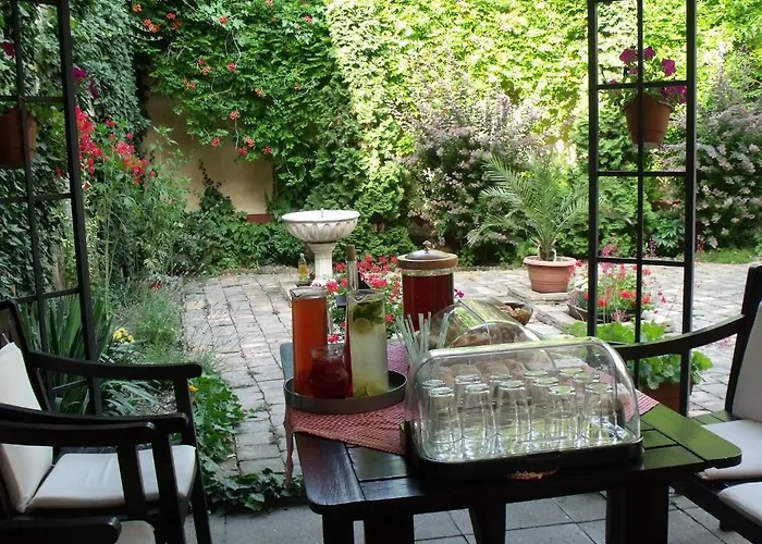 Caesar Panzio Pensionat 3*