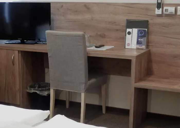 Caesar Panzio 3* Pápa